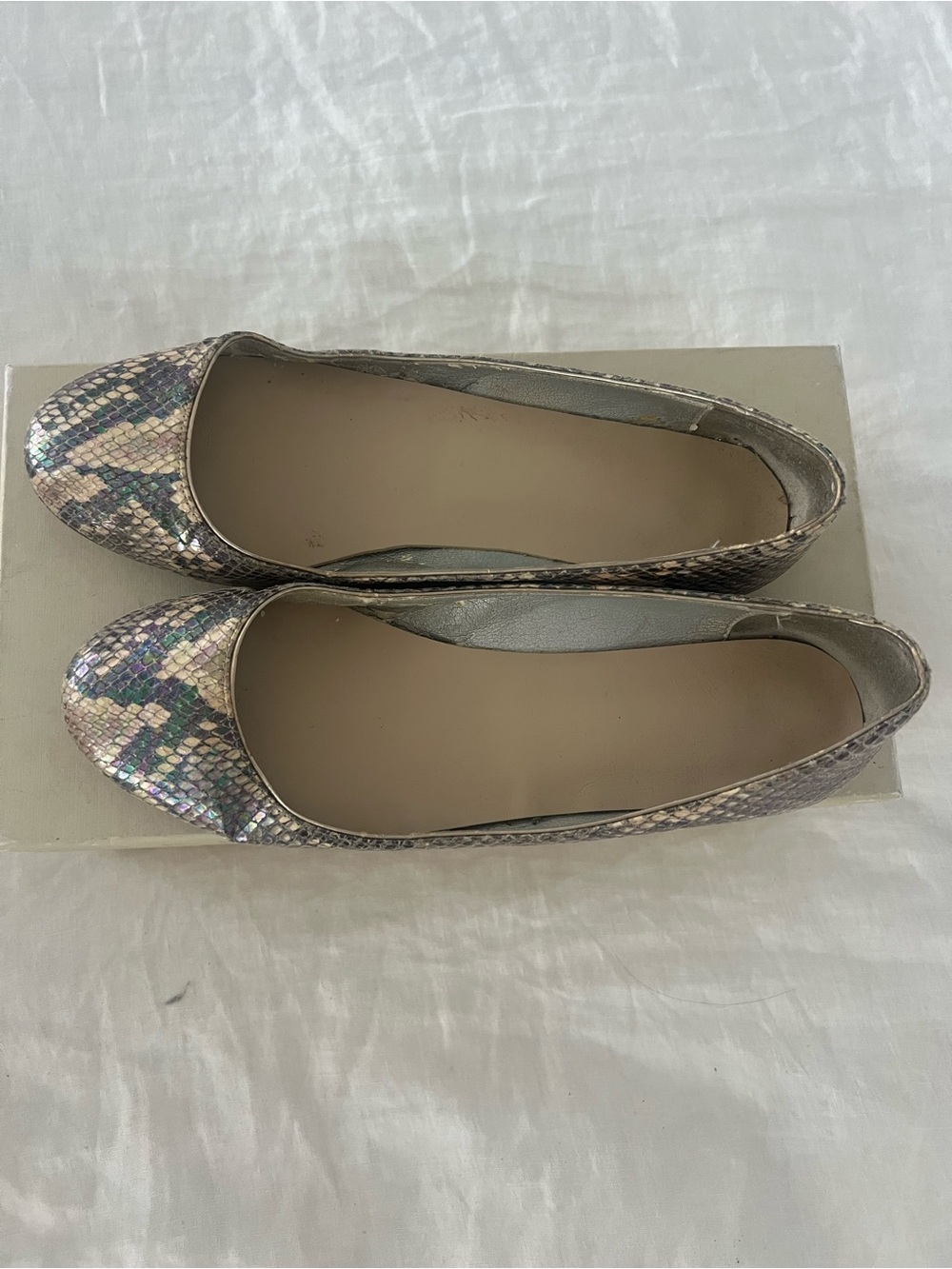 Stella McCartney Iridescent Snakeskin-Print Ballet Flats - Neutral Multi